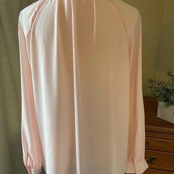5/$25 Ava & Viv Pale Pink Long Sleeve Blouse - Picture 8 of 11